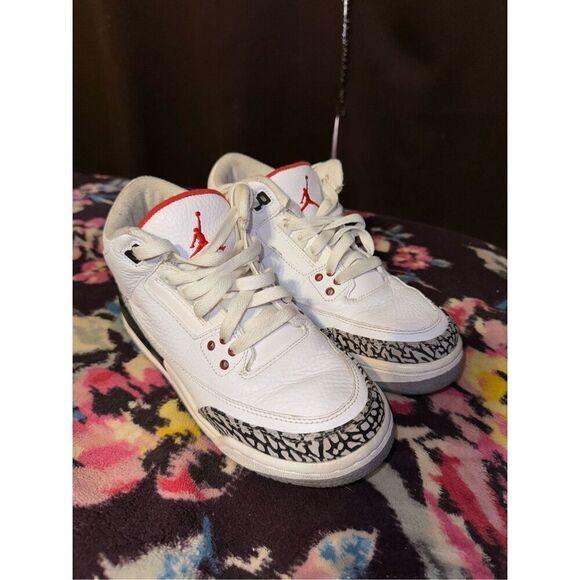 2011 Air Jordan Retro 3’s cement size 5.5Y - Picture 1 of 16